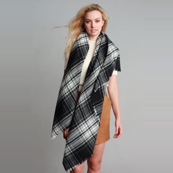Black Grey and Green Ultra Plush Plaid Blanket Scarf - Picture 3 of 6
